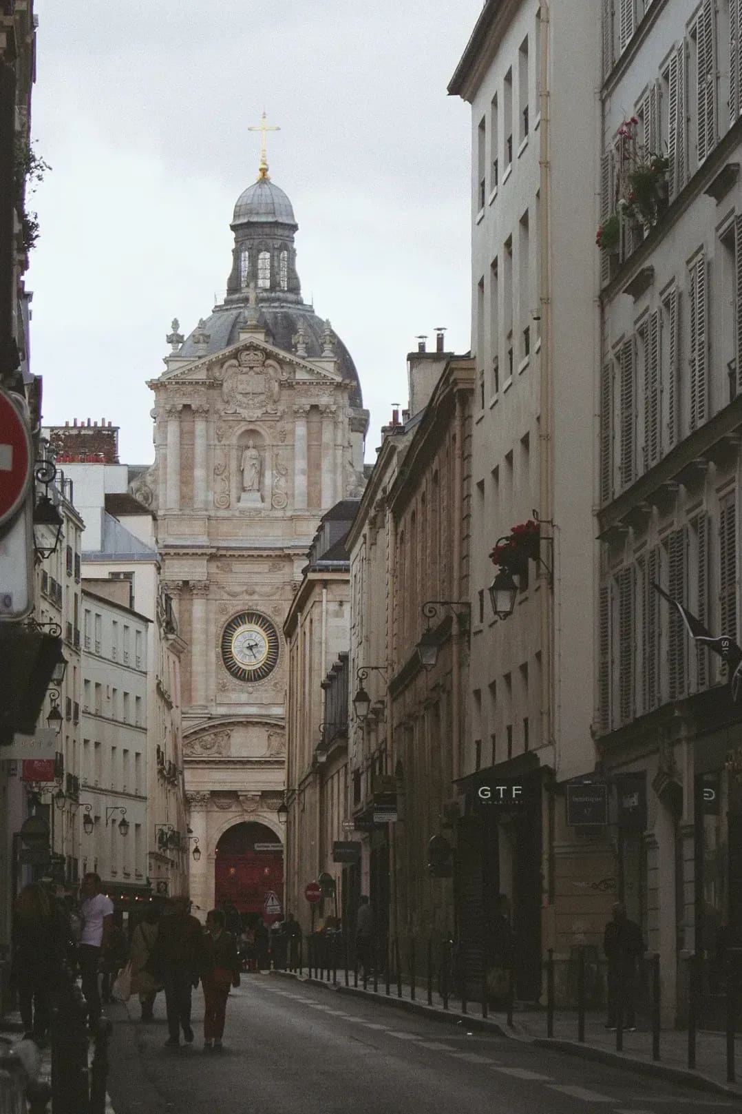 Paris Step by Step